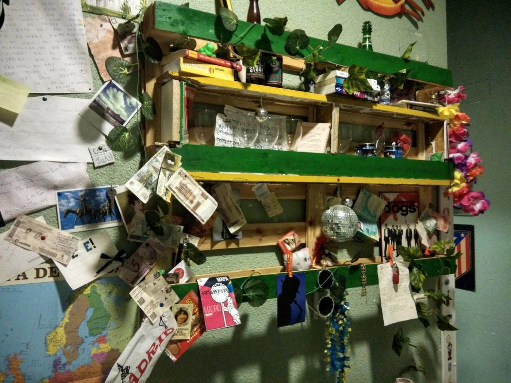 San Juan Hostel Madrid Eksteriør billede